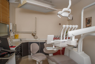 Dr Laurent Blanche-Barbat dentiste Aimargues à Aimargues