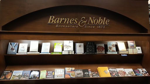 Book Store «Barnes & Noble», reviews and photos, 5400 New Hope Commons, Durham, NC 27707, USA