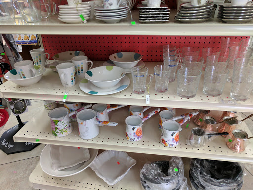 Grocery Store «Seaside Market», reviews and photos, 3801 Pacific Coast Hwy, Torrance, CA 90505, USA