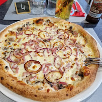 Plats et boissons du @Pizza Plana - Pizzeria Roseraie à Toulouse - n°11