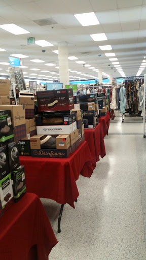 Clothing Store «Ross Dress for Less», reviews and photos, 1955 W Craig Rd, North Las Vegas, NV 89032, USA