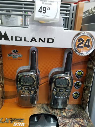 Electronics Store «RadioShack», reviews and photos, 2001 S Orange Ave, Orlando, FL 32806, USA