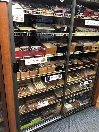 Tobacco Shop «Main Street Smoke Shop», reviews and photos, 7 Main St, Peabody, MA 01960, USA