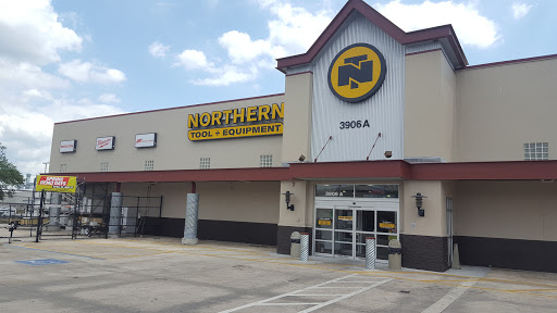 Tool Store «Northern Tool + Equipment», reviews and photos, 3906 W Hillsborough Ave, Tampa, FL 33614, USA