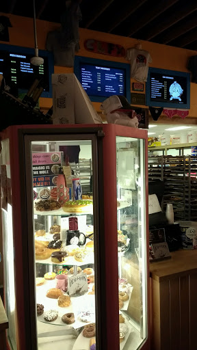 Donut Shop «Voodoo Doughnut Mile High», reviews and photos, 1520 E Colfax Ave, Denver, CO 80218, USA