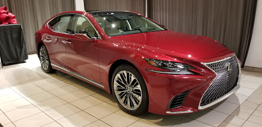 Lexus Dealer «Woodfield Lexus», reviews and photos, 350 E Golf Rd, Schaumburg, IL 60173, USA