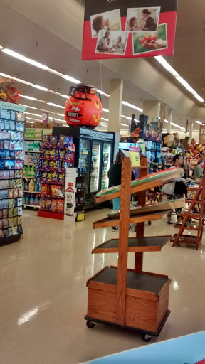 Grocery Store «Jewel-Osco», reviews and photos, 800 W North Ave, Melrose Park, IL 60160, USA