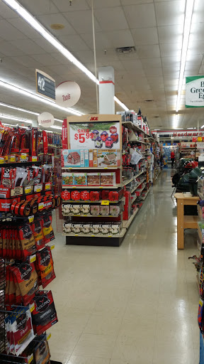 Hardware Store «Westlake Ace Hardware 032», reviews and photos, 2350 S Campbell Ave, Springfield, MO 65807, USA