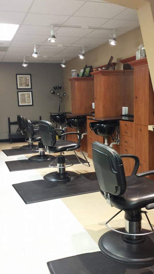 Hair Expressions Color and Nail Salon 65109