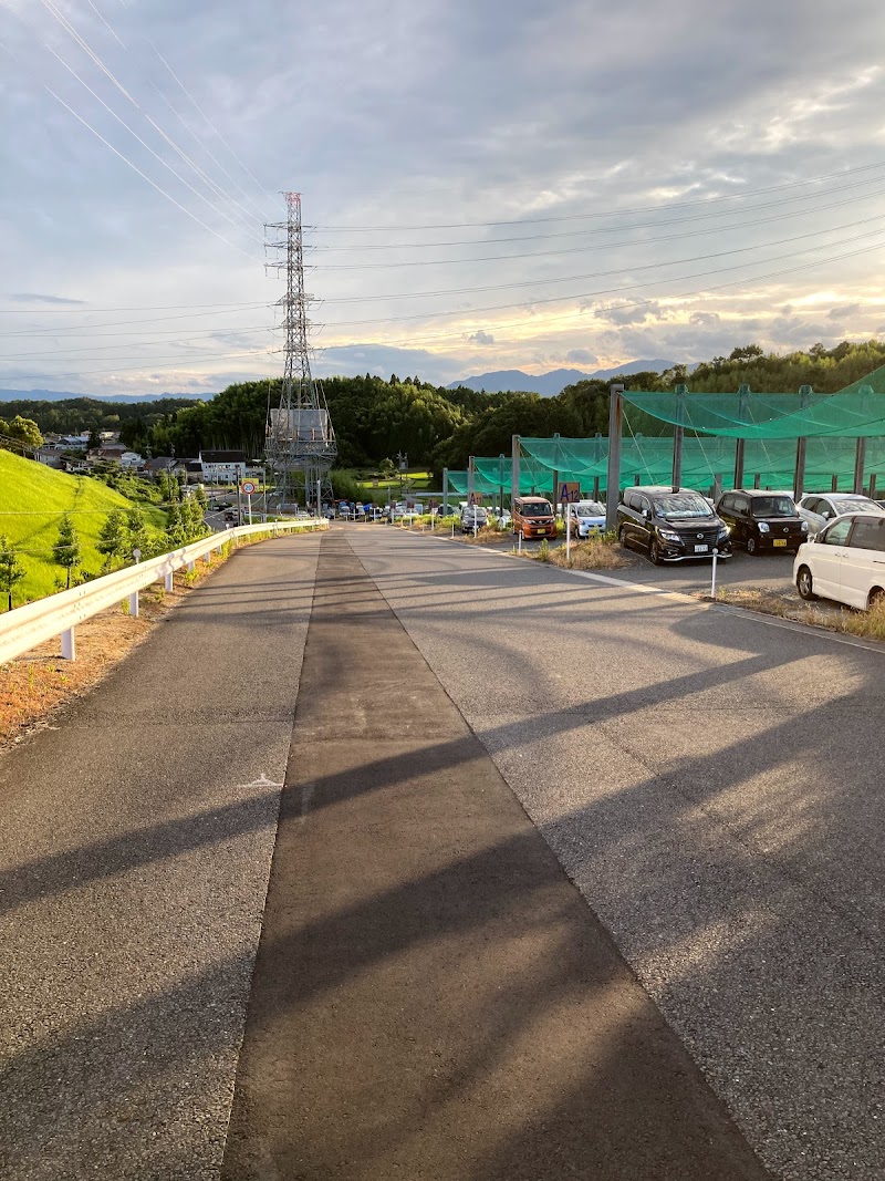 キオクシア 四日市工場 駐車場 (A)