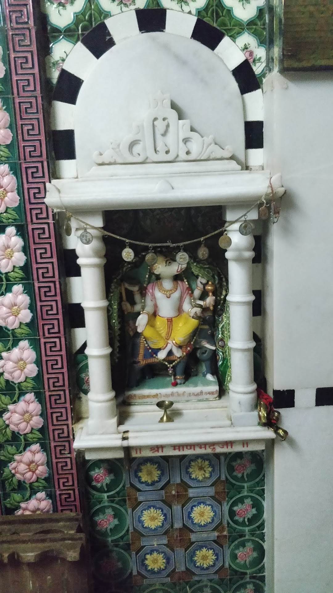 ಜೈನ ಮಂದಿರ