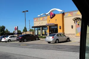 Taco Bell image