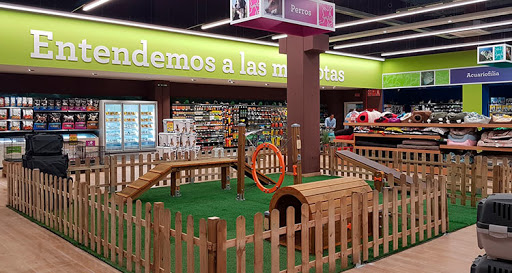 Tiendas de productos para animales en Mairena del Aljarafe de 2024