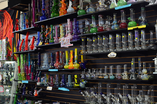 Tobacco Shop «Headed West», reviews and photos, 9674 E Arapahoe Rd, Greenwood Village, CO 80112, USA