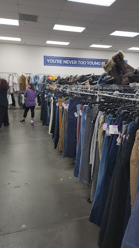 Thrift Store «Goodwill Retail Store and Donation Center», reviews and photos
