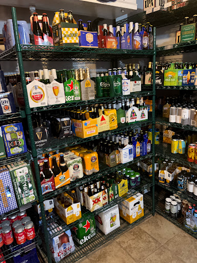 Beer Store «Harvest Wine & Spirits», reviews and photos, 842 Farmington Ave, West Hartford, CT 06119, USA