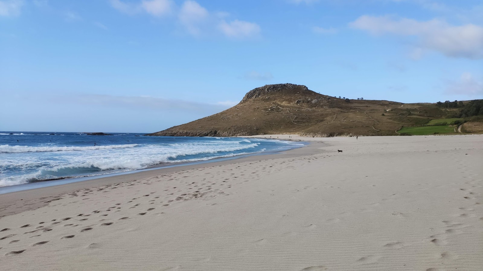 Fotografie cu Praia de Soesto cu nivelul de curățenie înalt