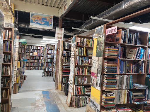 Book Store «Wonder Book», reviews and photos, 15976 Shady Grove Rd, Gaithersburg, MD 20877, USA