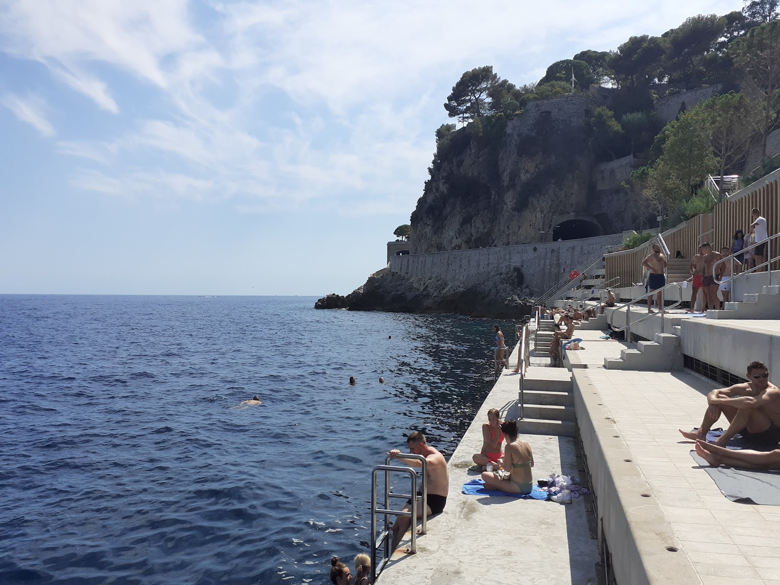 Fotografija Solarium Beach z ravna obala