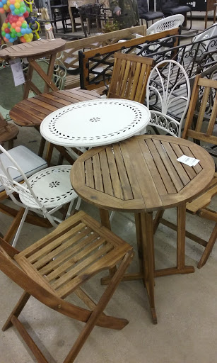 Home Goods Store «Tuesday Morning», reviews and photos, 9930 York Rd, Cockeysville, MD 21030, USA