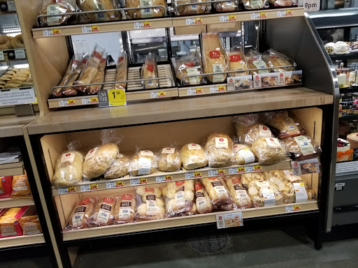 Grocery Store «Quality Food Center», reviews and photos, 211 Parkplace Center, Kirkland, WA 98033, USA