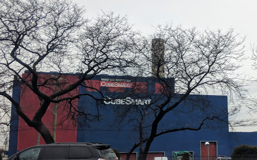 Self-Storage Facility «Storage Quarters Self Storage», reviews and photos, 31-40 Whitestone Expy, Flushing, NY 11354, USA