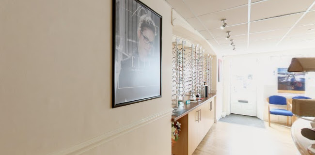 Gibson and Thomson Opticians - Optician