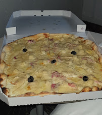 Plats et boissons du Pizzas à emporter Pizza Luiggi à Arles - n°2