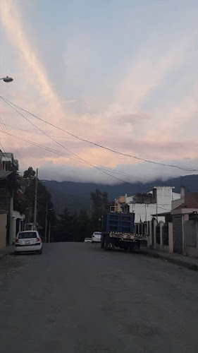 Av. Turunuma, Loja, Ecuador