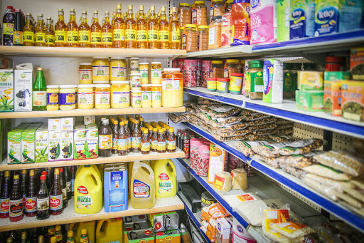 Grocery Store «Raj Grocery Store», reviews and photos, 1034 W Yosemite Ave, Manteca, CA 95337, USA