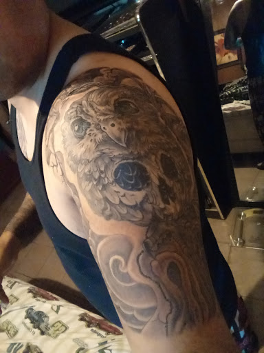 Tattoo Shop «Shogun Tattoo», reviews and photos, 2480 E Colorado Blvd, Pasadena, CA 91107, USA