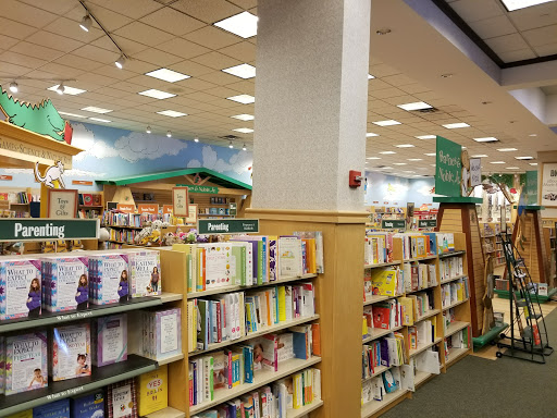 Book Store «Barnes & Noble», reviews and photos, 31325 Pacific Hwy S, Federal Way, WA 98003, USA