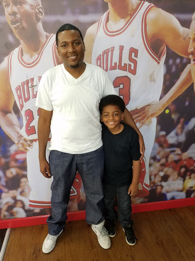 Barber Shop «U Next Barbershop», reviews and photos, 1107 Washington St, Waukegan, IL 60085, USA