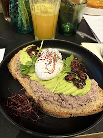 Avocado toast du Restaurant brunch Lazy Day Brunch à Paris - n°9