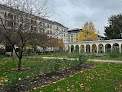Jardin de la Cour d'Honneur / Roseraie Issy-les-Moulineaux