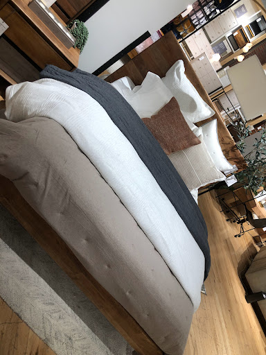Furniture Store «west elm», reviews and photos, 160 Brookline Ave, Boston, MA 02215, USA