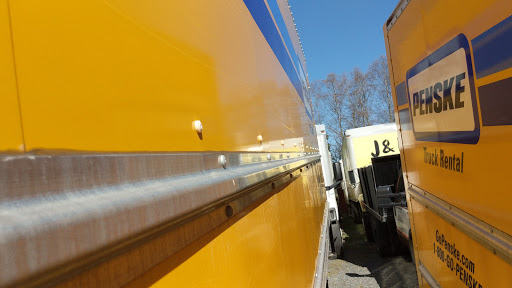 Used Car Dealer «J & R Motorsports», reviews and photos, 15304 WA-99, Lynnwood, WA 98087, USA