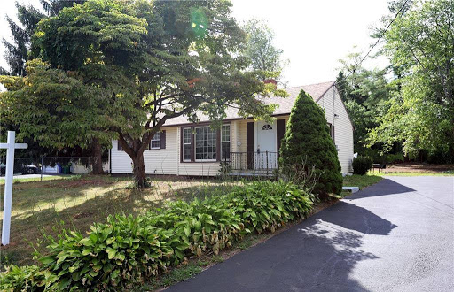 Real Estate Agency «William Raveis Real Estate - First Town», reviews and photos, 176 Broad St, Windsor, CT 06095, USA