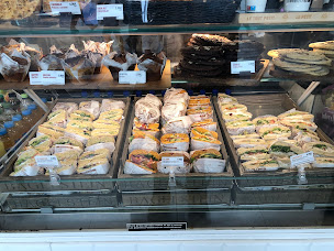 Photo n°55 de BAGELSTEIN • Bagels & Coffee shop à Paris ()