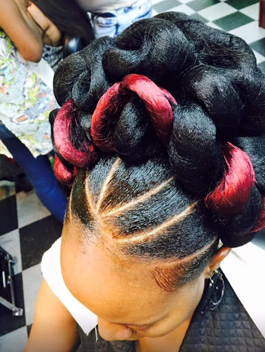 Hair Salon «Mai African Hair Braiding», reviews and photos, 206 Stevens Dr, Iowa City, IA 52240, USA