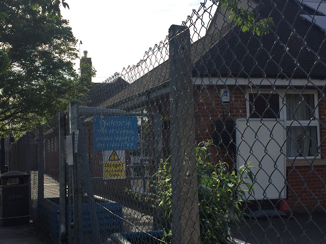 Comments and reviews of Singlegate Primary School