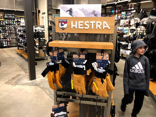 Camping Store «REI», reviews and photos, 7531 North Point Pkwy, Alpharetta, GA 30022, USA