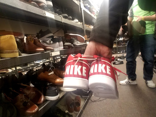 Department Store «Nordstrom Rack», reviews and photos, 199 Skokie Blvd, Northbrook, IL 60062, USA