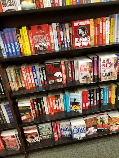 Book Store «Barnes & Noble», reviews and photos, 96 Derby St, Hingham, MA 02043, USA