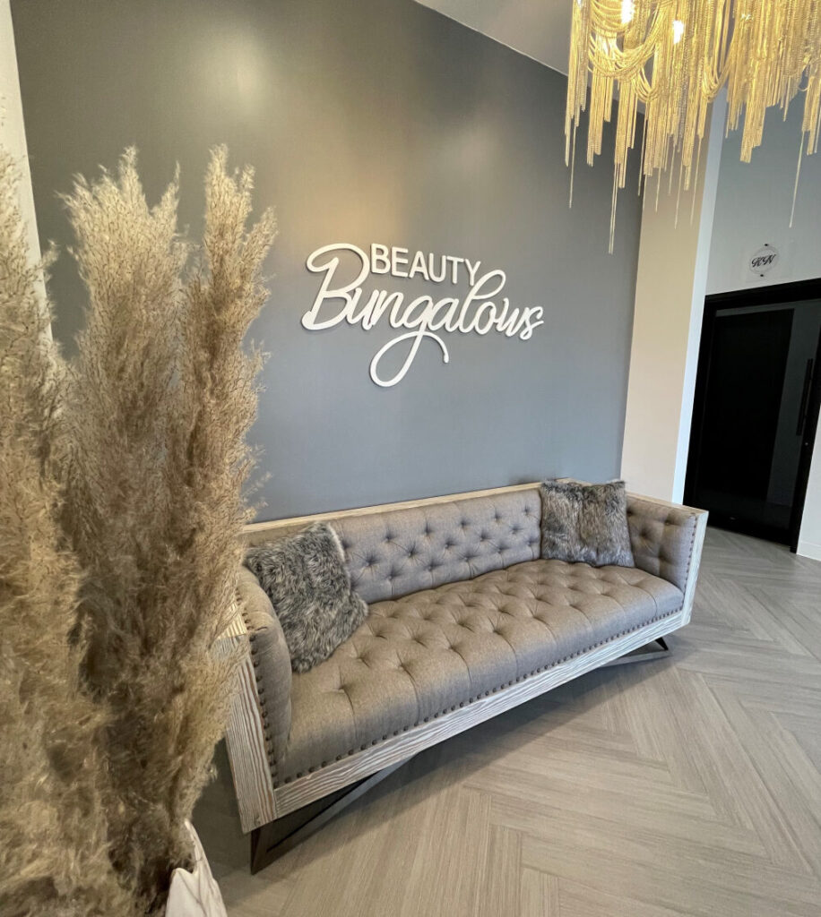 Beauty Bungalows 92646