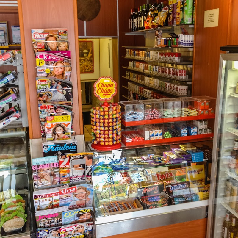 Eilbek Shop: Post DHL Lotto Bäcker Café Snacks Eis Kiosk