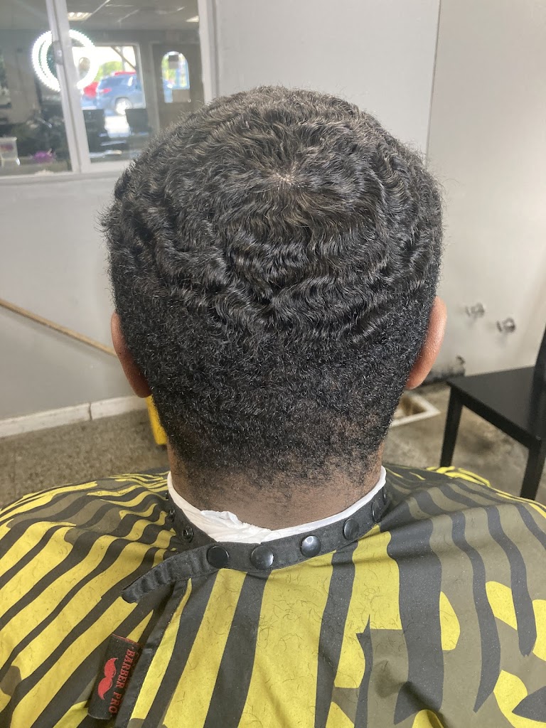 Moneybeans Barber and Beauty 92223