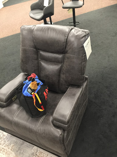 Furniture Store «Mor Furniture for Less», reviews and photos, 5156 N Blackstone Ave, Fresno, CA 93710, USA