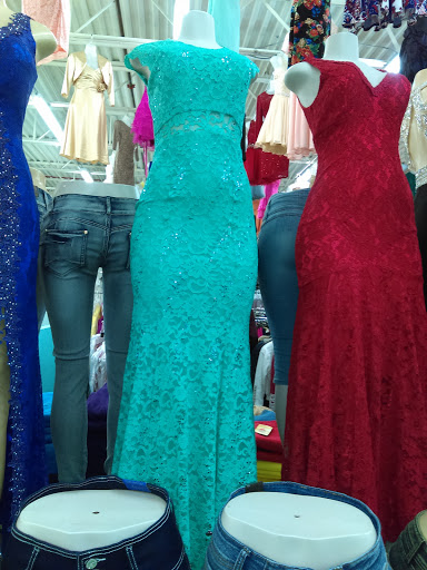 Shopping Mall «Federal Mexicana Mall», reviews and photos, 2970 W Barberry Pl, Denver, CO 80204, USA