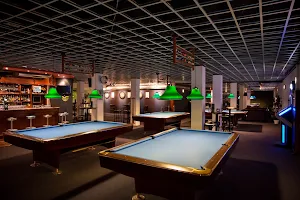 Q's Pool- en Snookercentrum Ede image